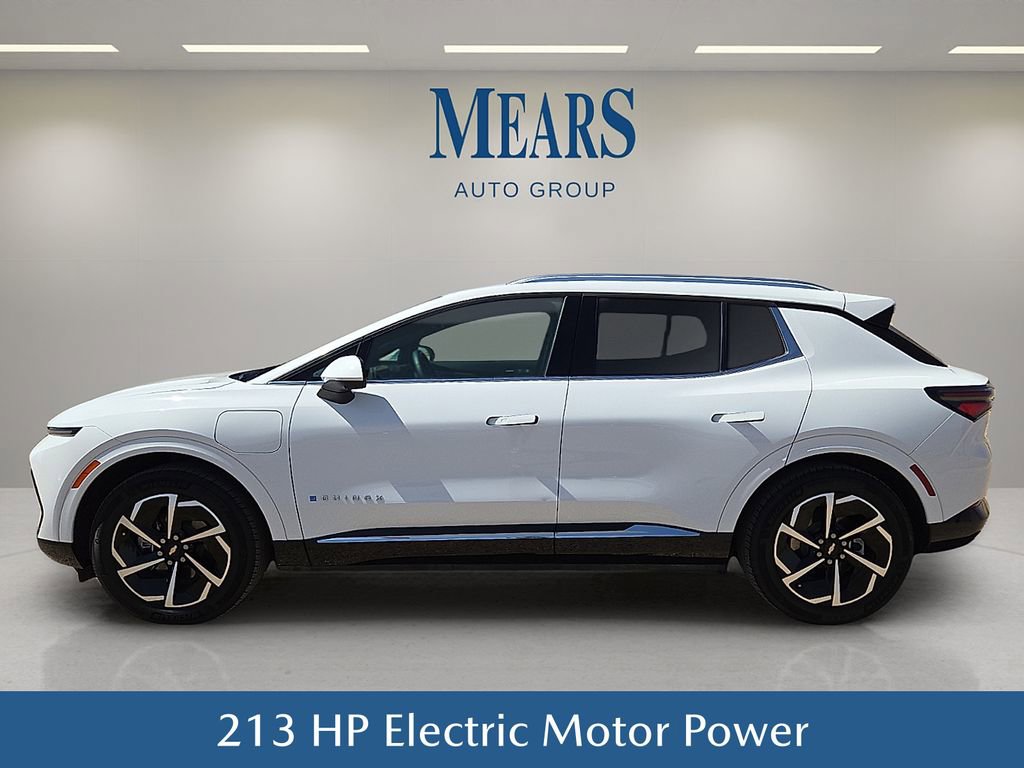 Used 2025 Chevrolet Equinox EV LT image 3