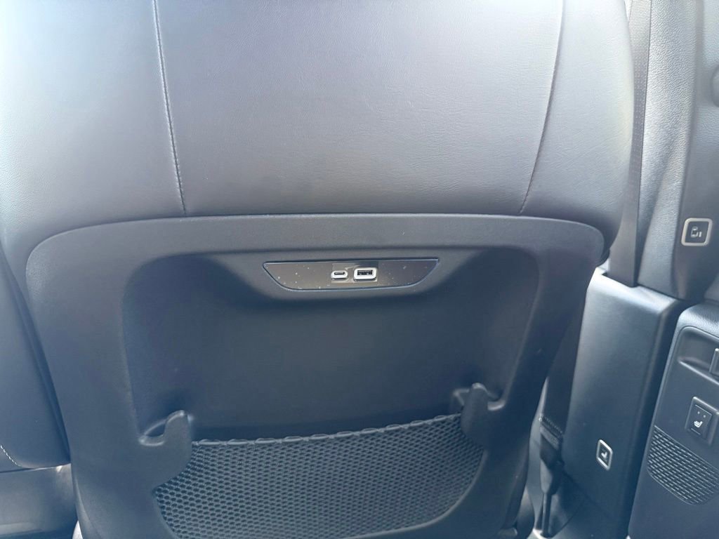New 2027 Chrysler Pacifica Limited AWD/4WD image 56