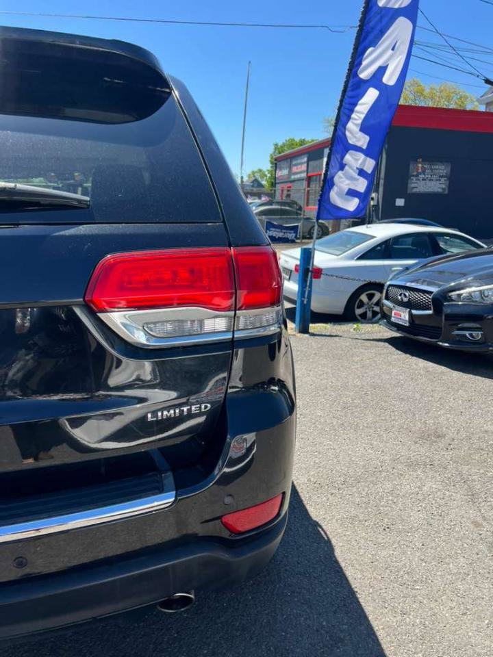 Used 2015 Jeep Grand Cherokee Limited AWD/4WD image 9