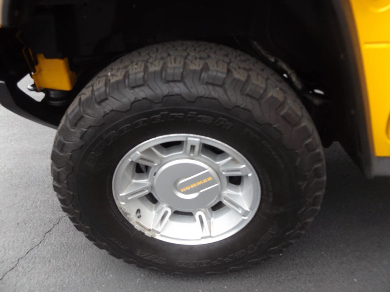Used 2003 HUMMER H2 image 39