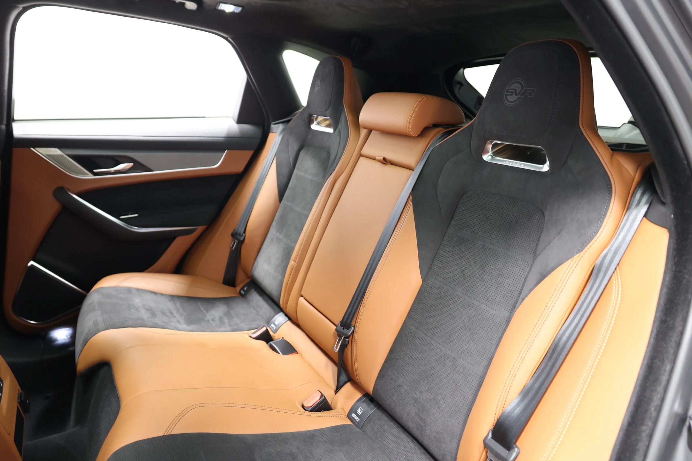 Used 2022 Jaguar F-PACE SVR AWD/4WD image 3