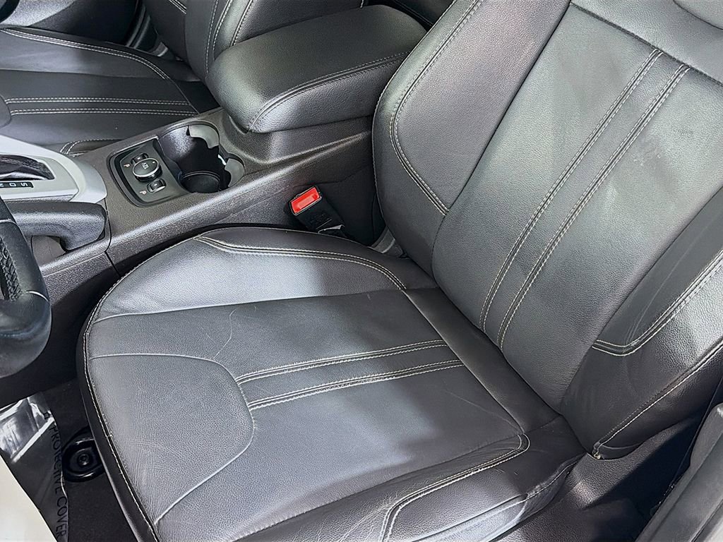 Used 2014 Ford Focus SE w/ Equipment Group 201A image 19