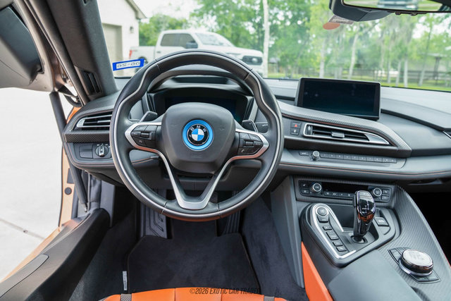 Used 2019 BMW i8 Coupe AWD/4WD image 46
