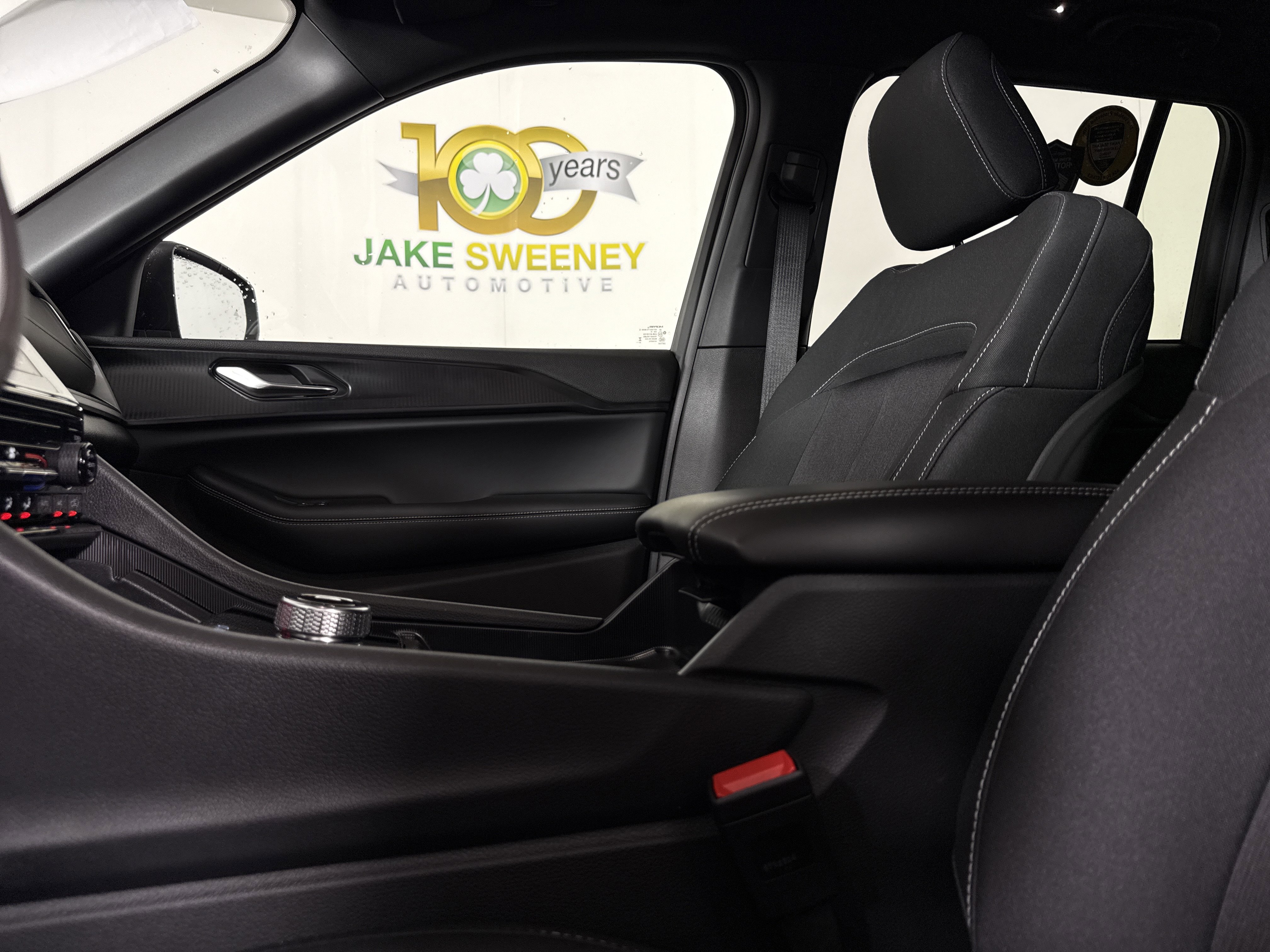 New 2025 Jeep Grand Cherokee Laredo X image 25