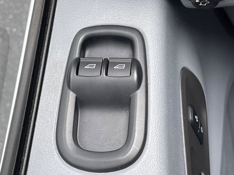 Used 2019 Ford Transit 350 XLT image 25