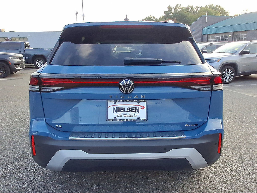 Used 2026 Volkswagen Tiguan SE AWD/4WD image 29