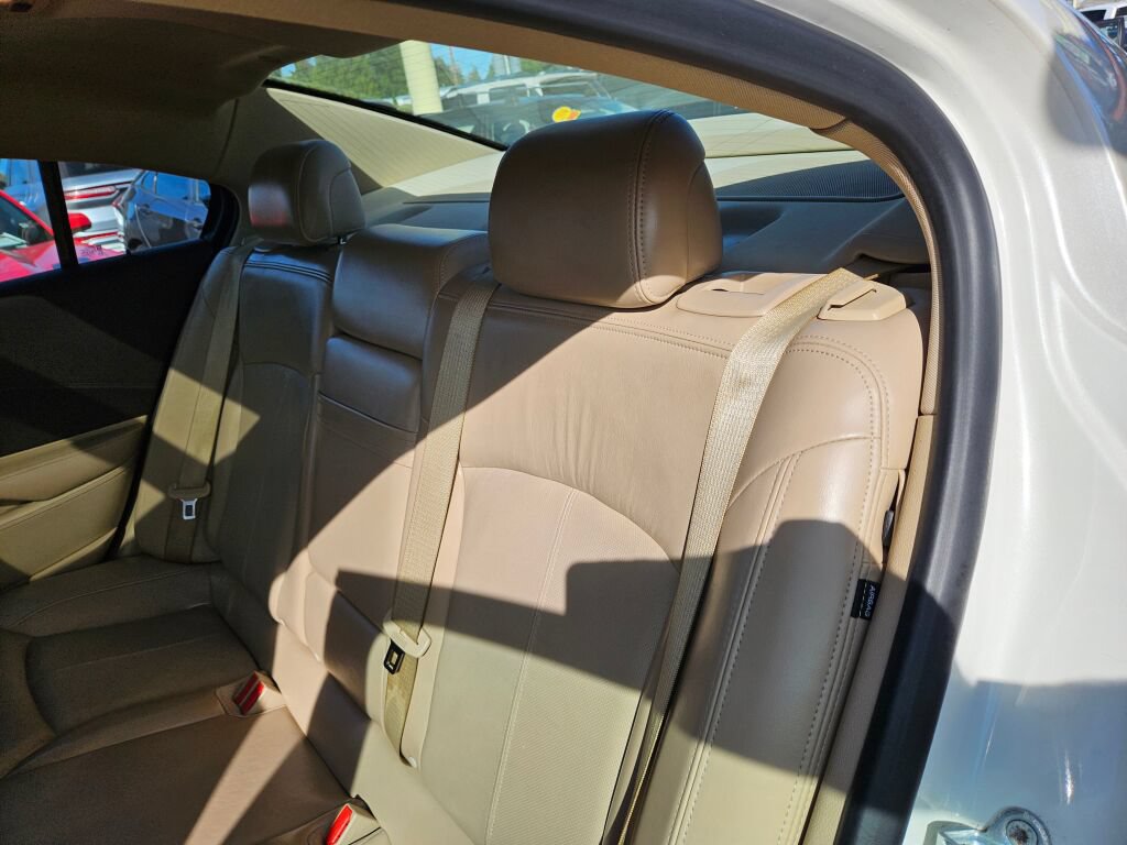 Used 2011 Buick LaCrosse CXS w/ Driver Confidence Package FWD image 12