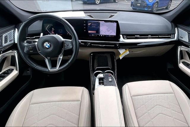 Used 2025 BMW X1 xDrive28i w/ Convenience Package image 15