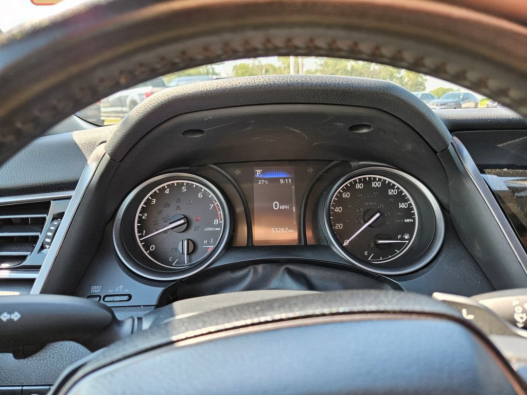 Used 2017 Volkswagen Passat 1.8T SE FWD image 9