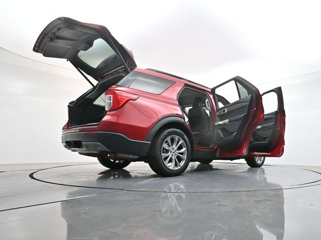 Used 2021 Ford Explorer XLT w/ Equipment Group 202A RWD image 56
