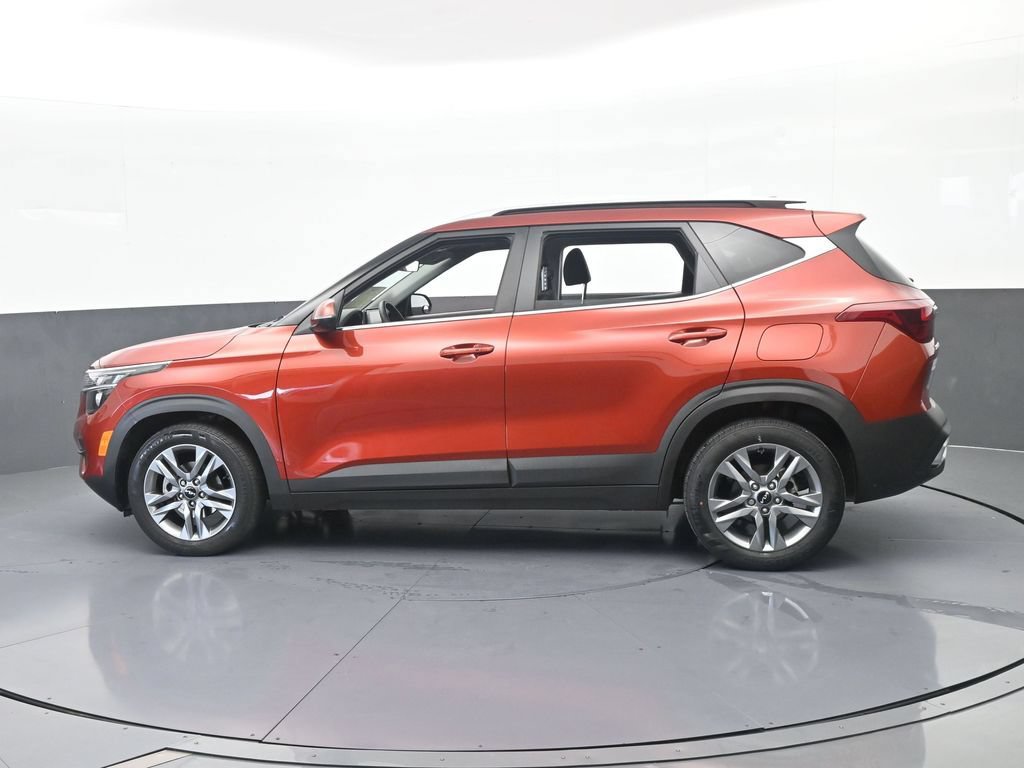 Used 2023 Kia Seltos S FWD image 3