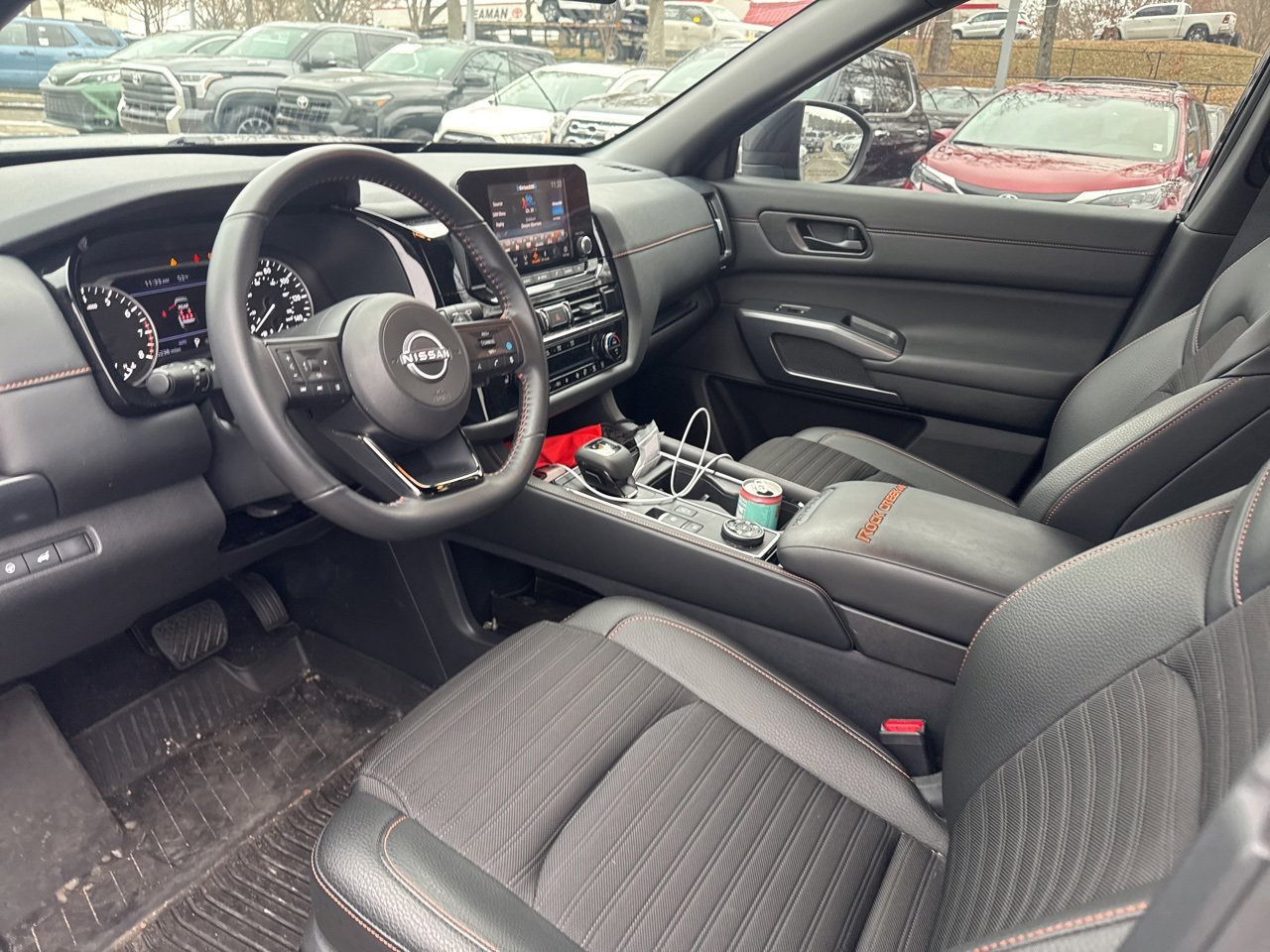 Used 2025 Nissan Pathfinder Rock Creek image 7