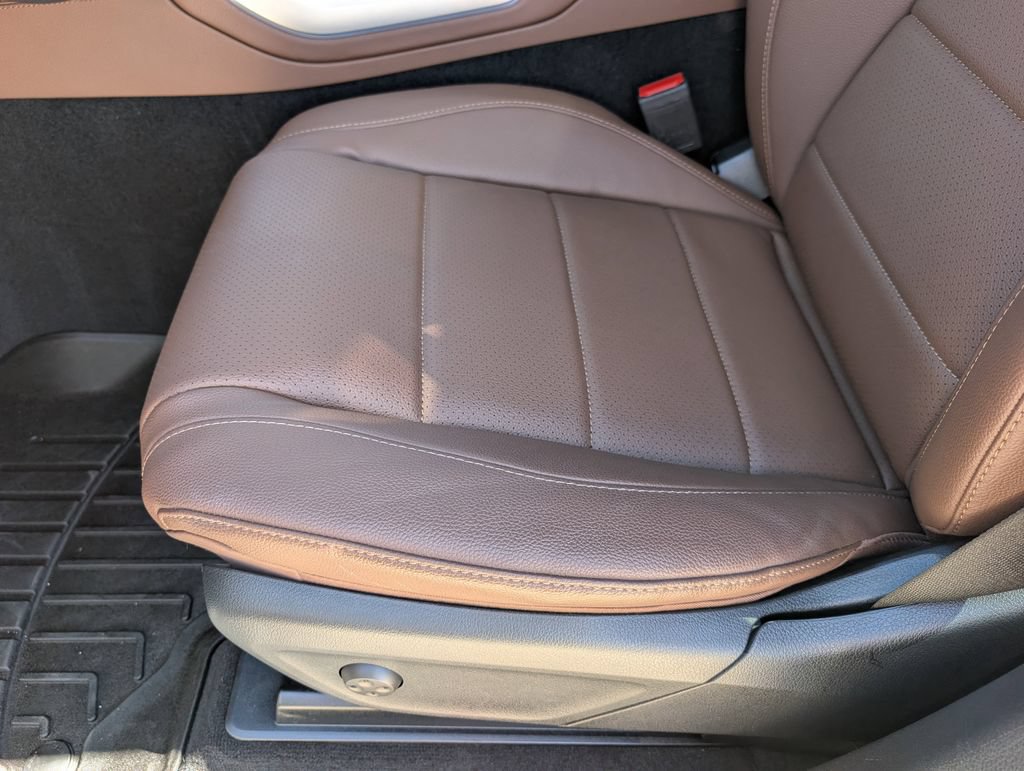 Used 2026 Mercedes-Benz GLS 450 4MATIC image 15