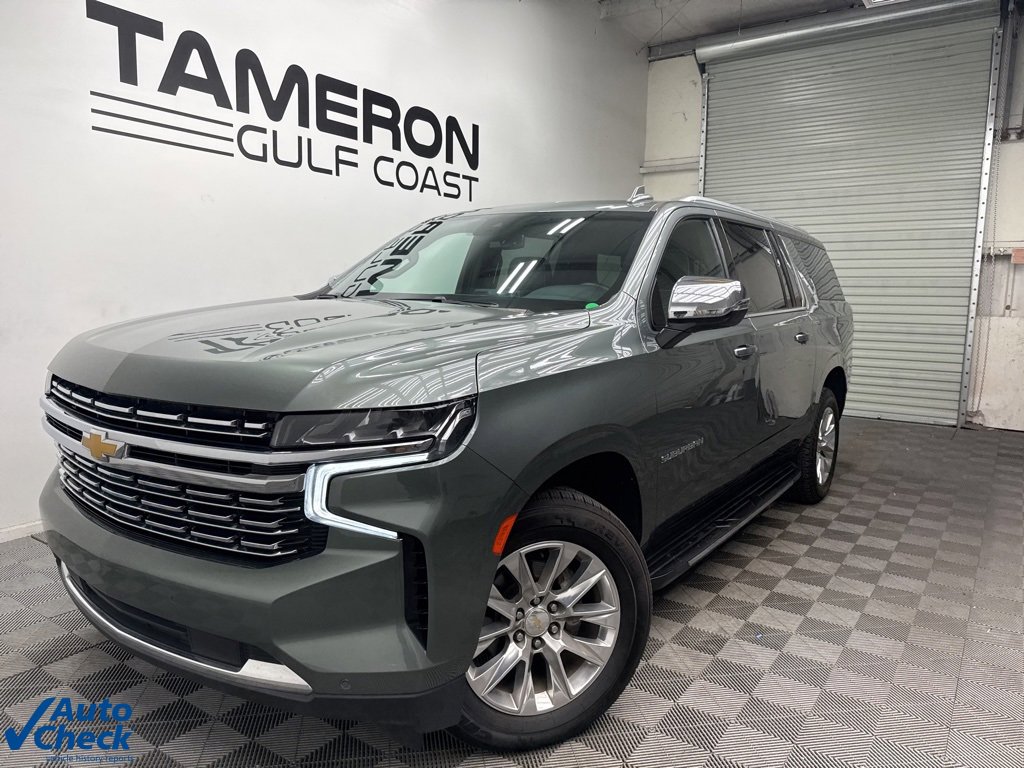 Used 2023 Chevrolet Suburban Premier image 2
