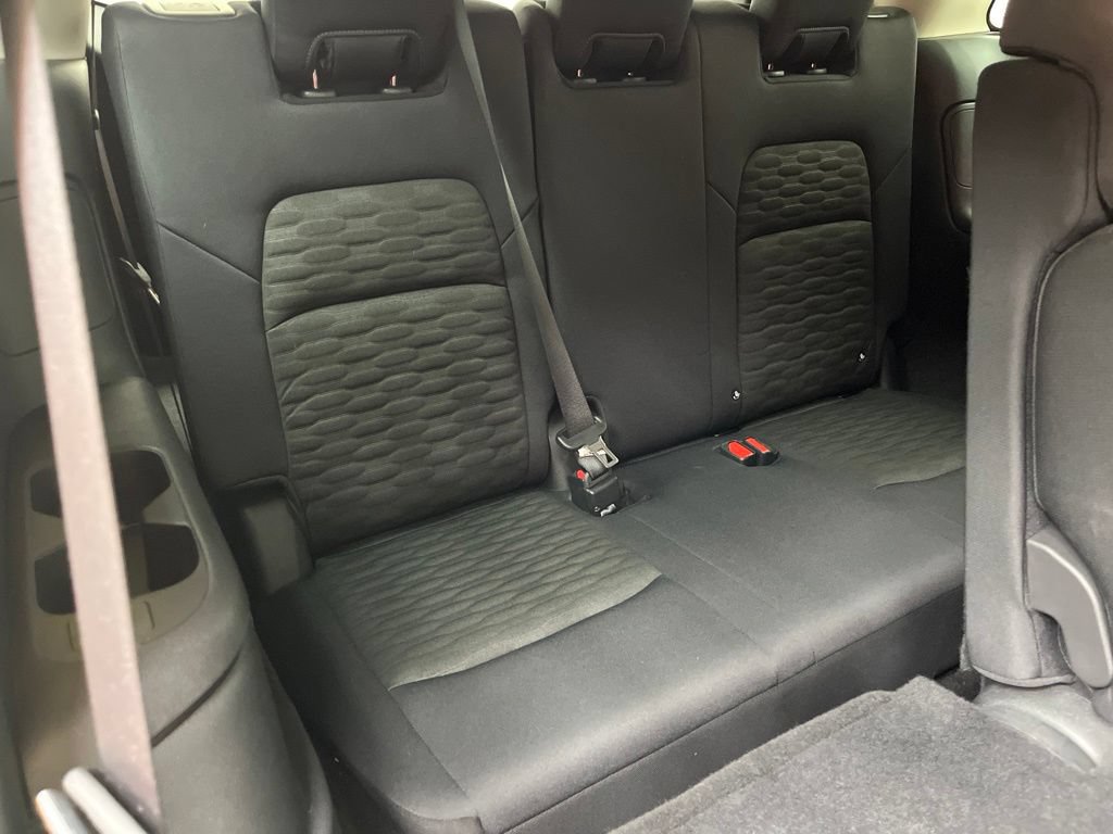Used 2025 Nissan Pathfinder SV AWD/4WD image 20
