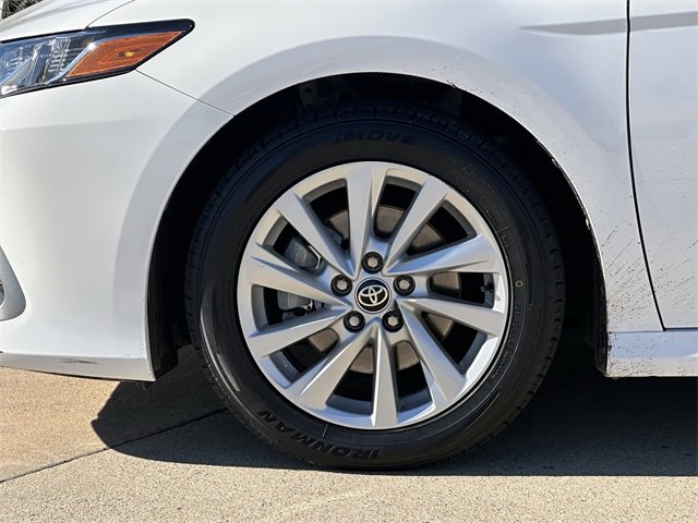 Used 2023 Toyota Camry LE image 8