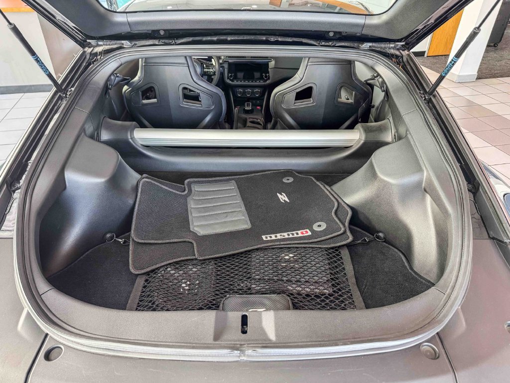 Certified 2024 Nissan Z Performance w/ Floor Mat Package RWD image 22