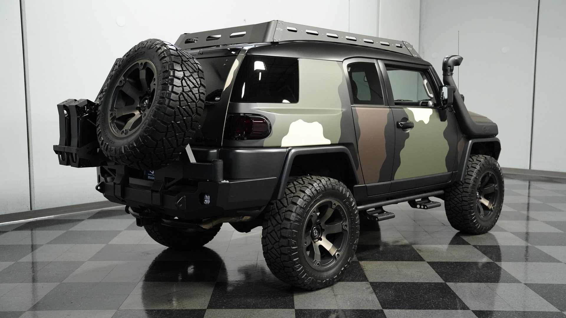 Used 2011 Toyota FJ Cruiser 4WD image 11