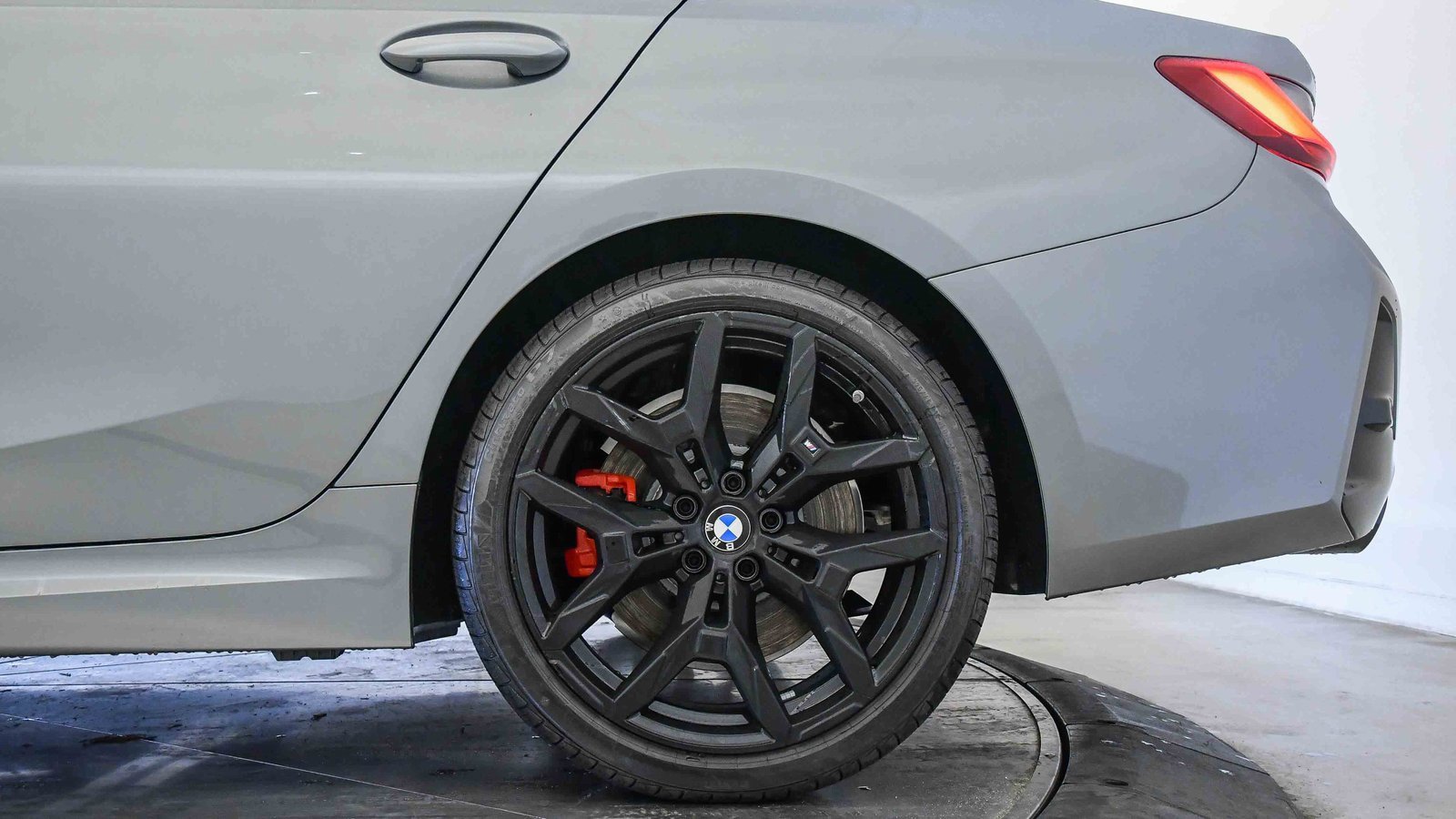 New 2026 BMW 330i xDrive Sedan w/ M Sport Package image 11