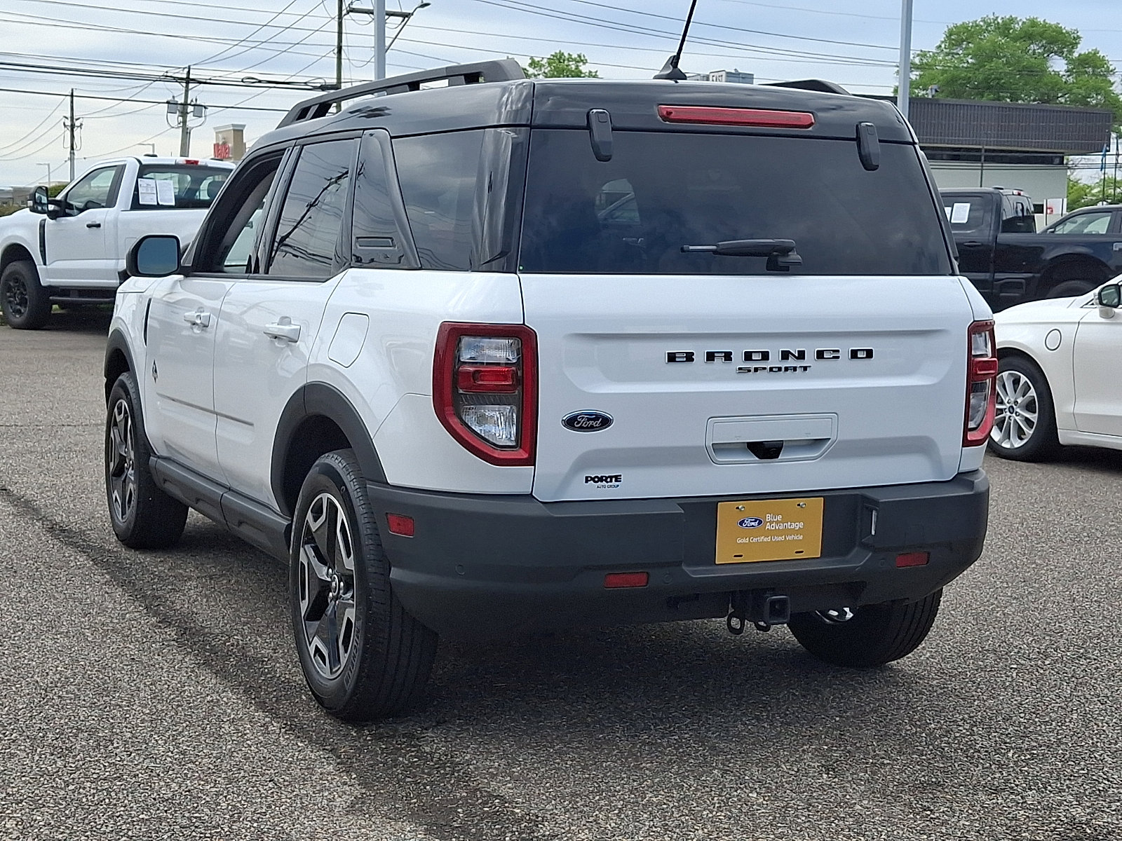 Certified 2022 Ford Bronco Sport Outer Banks w/ Tech Package AWD/4WD image 8