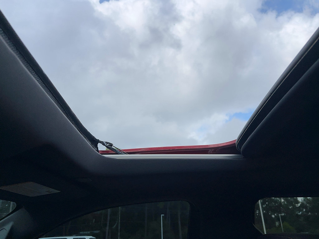 Used 2019 GMC Sierra 1500 AT4 w/ Technology Package AWD/4WD image 11