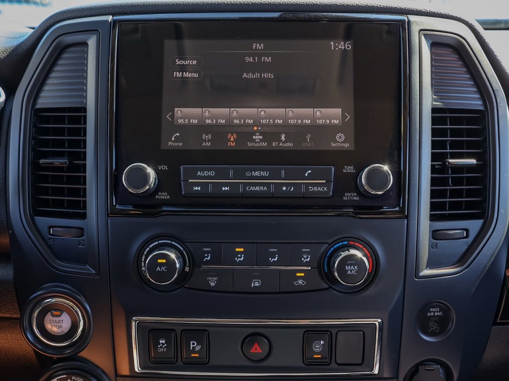 Used 2023 Nissan Titan SV image 28