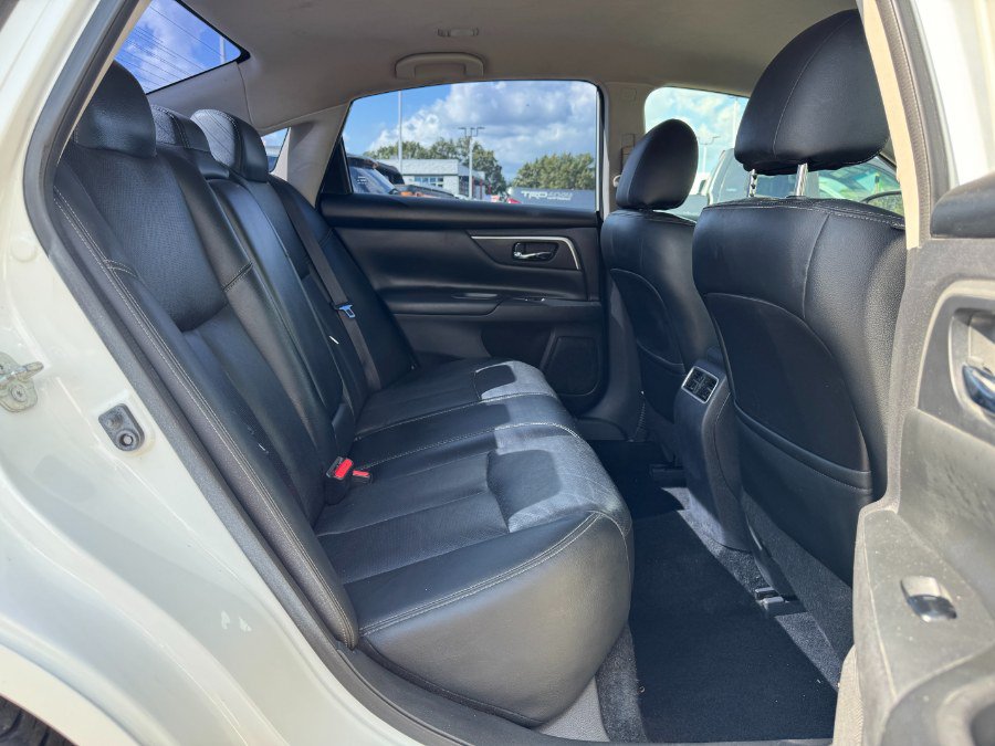 Used 2018 Nissan Altima 2.5 SL FWD image 16