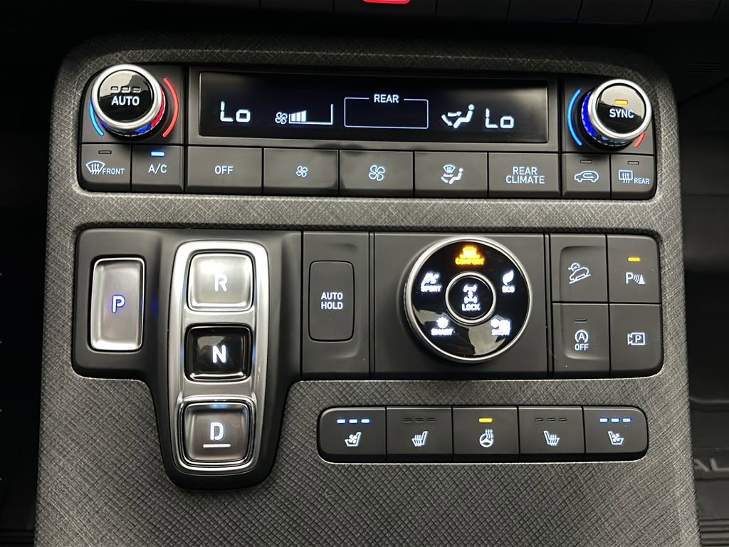 Used 2023 Hyundai Palisade Limited AWD/4WD image 33