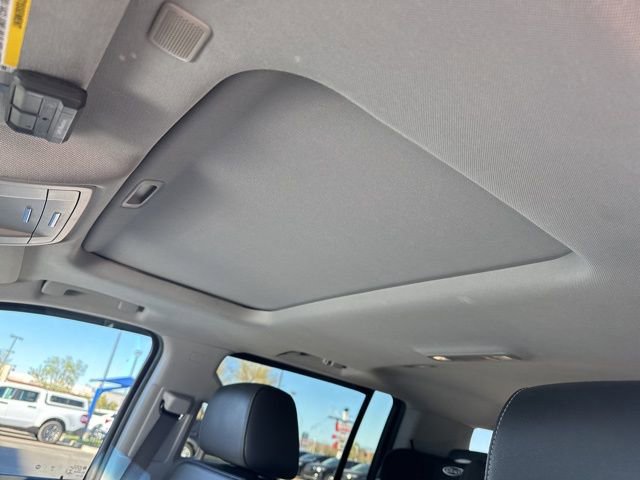 Used 2019 Chevrolet Suburban LT image 10