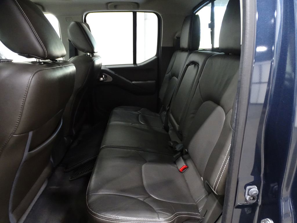 Used 2019 Nissan Frontier PRO-4X w/ Pro-4x Luxury Package image 14