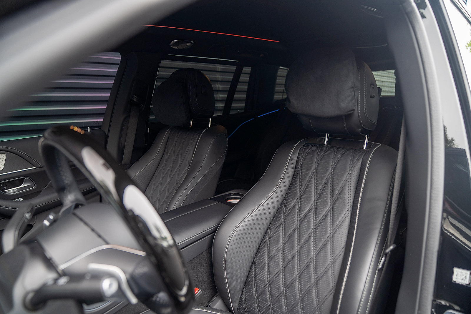Used 2025 Mercedes-Benz Maybach GLS 600 4MATIC image 5