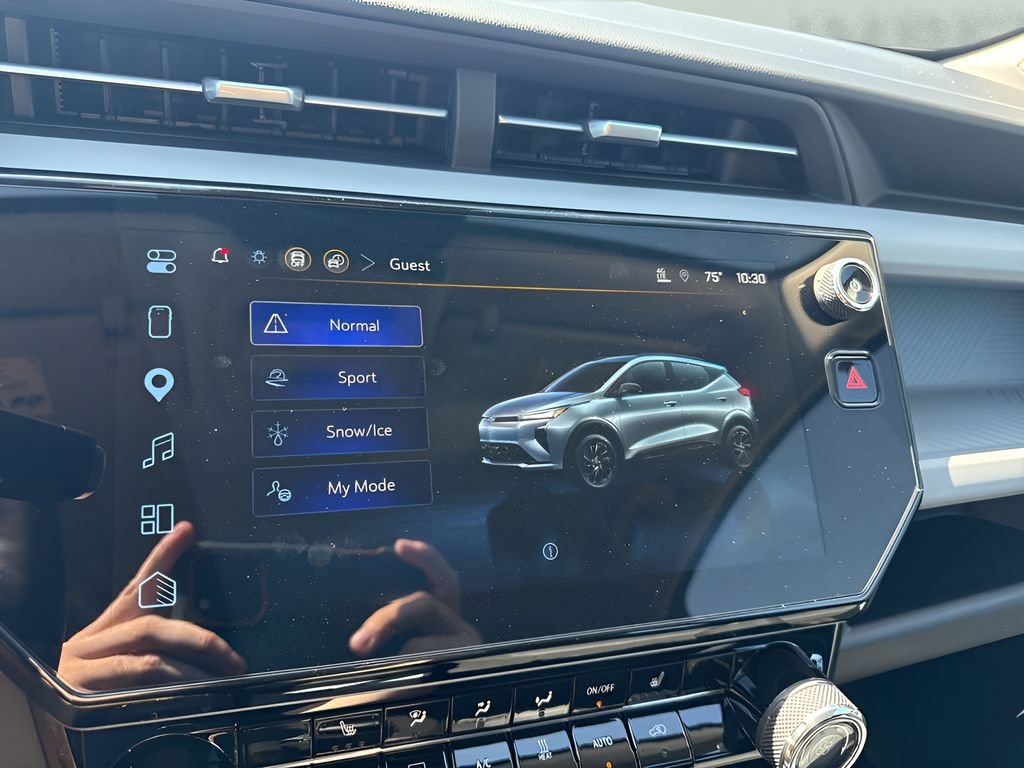 New 2027 Chevrolet Bolt LT w/ Comfort Package FWD image 22