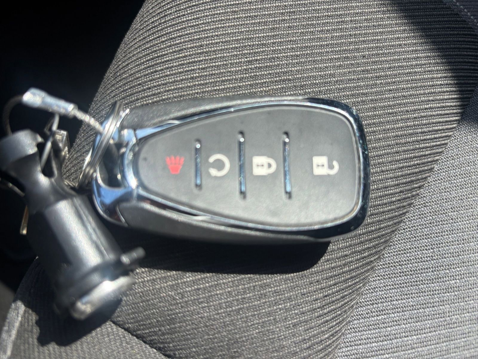 Used 2025 Chevrolet Blazer LT image 23