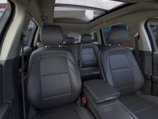 New 2026 Lincoln Nautilus Premier w/ Equipment Group 102A AWD/4WD image 10