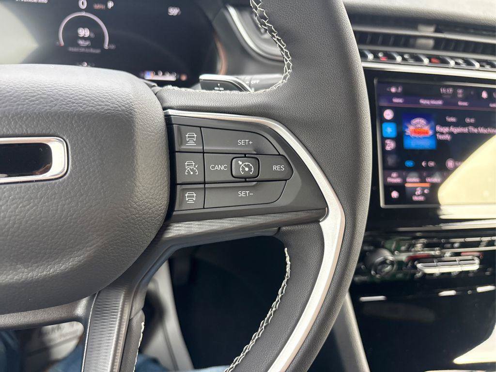 New 2026 Jeep Grand Cherokee L 4WD image 24