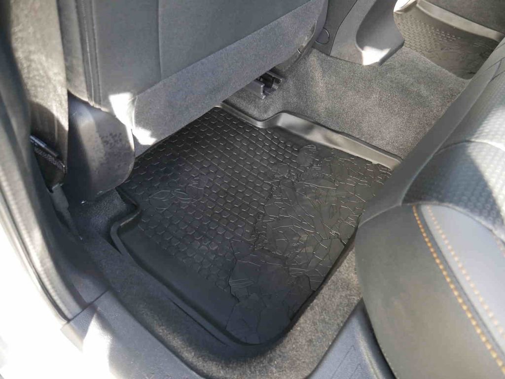 Used 2024 Subaru Crosstrek 2.5i Wilderness w/ Crosstrek Mirror Package image 15