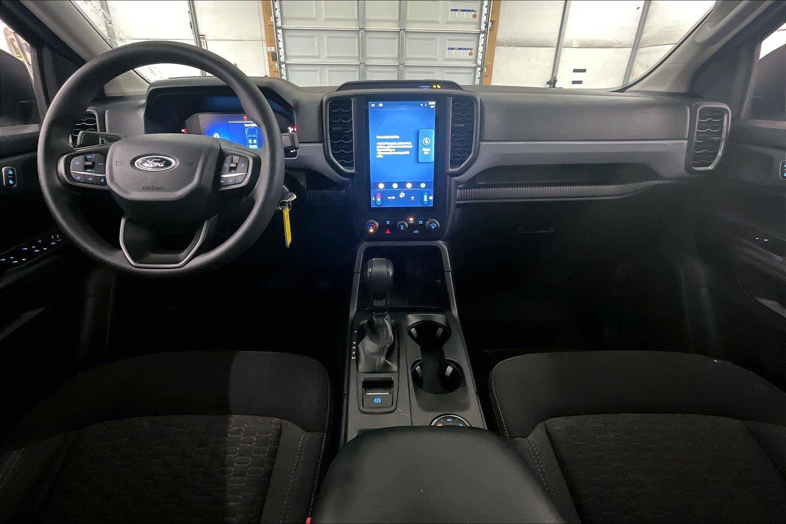 Used 2024 Ford Ranger XL w/ Trailer Tow Package image 14