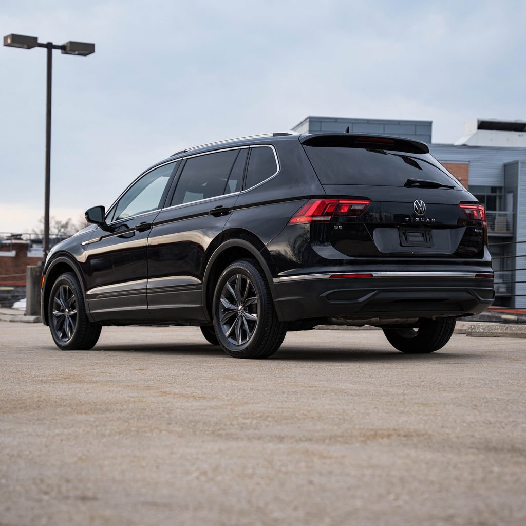Used 2023 Volkswagen Tiguan SE image 5