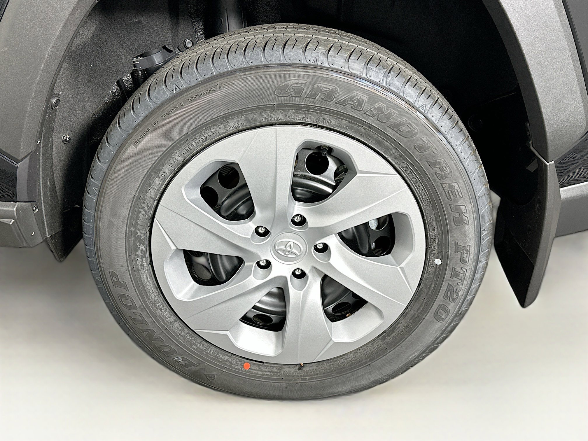 Used 2025 Toyota RAV4 LE image 11