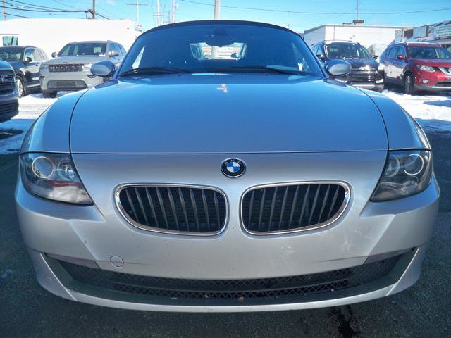 Used 2008 BMW Z4 3.0i image 2