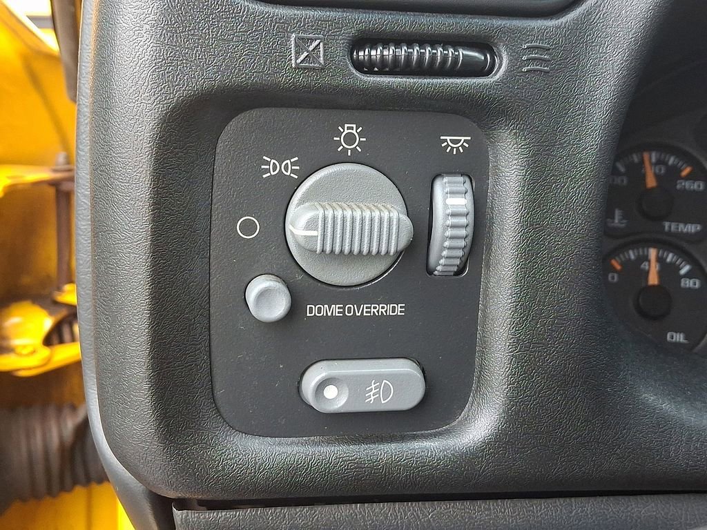 Used 2003 Chevrolet S10 Pickup LS w/ LS Preferred Equipment Group image 19