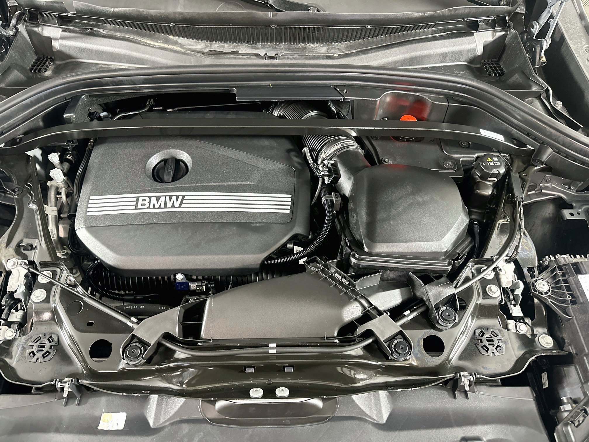 Used 2026 BMW X2 xDrive28i AWD/4WD image 33