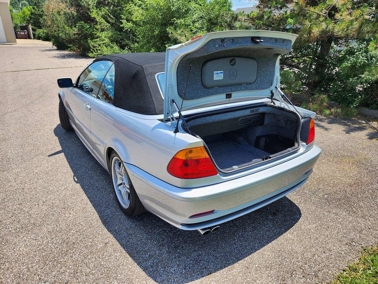 Used 2001 BMW 330Ci Convertible RWD image 4