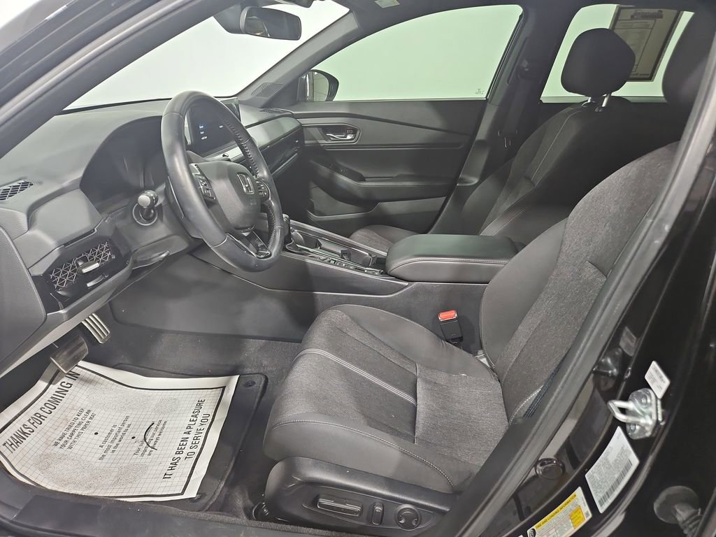 Used 2023 Honda Accord Sport image 9