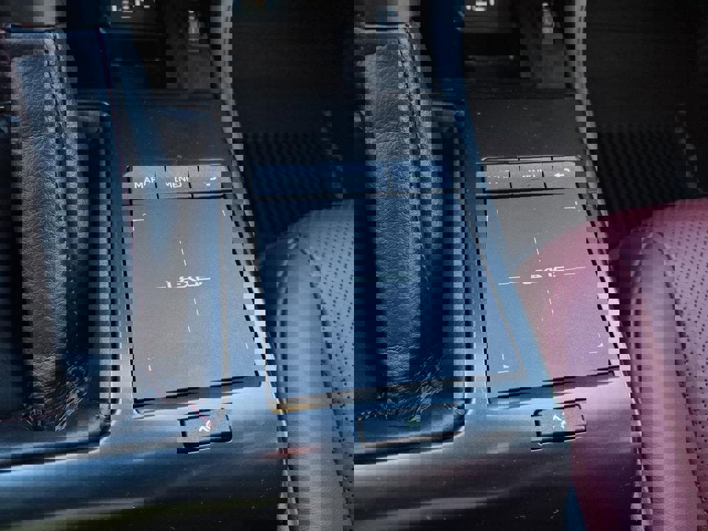 Used 2023 Lexus GX 460 Luxury w/ Accessory Package image 37