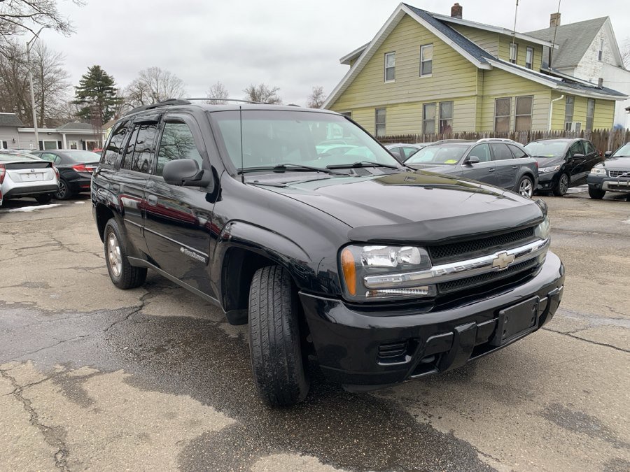 Used 2002 Chevrolet TrailBlazer LS w/ Preferred Equipment Group image 3