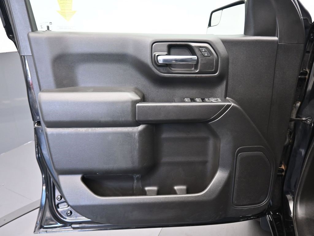 Used 2020 Chevrolet Silverado 1500 Custom image 9