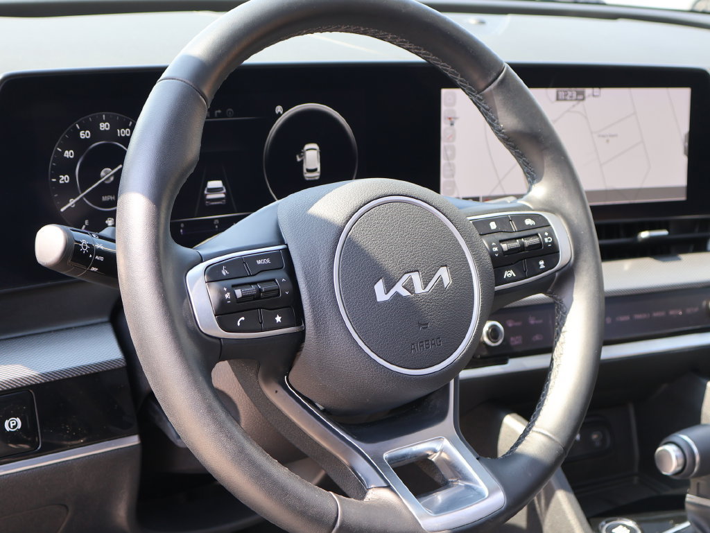 Used 2025 Kia Sportage SX FWD image 24
