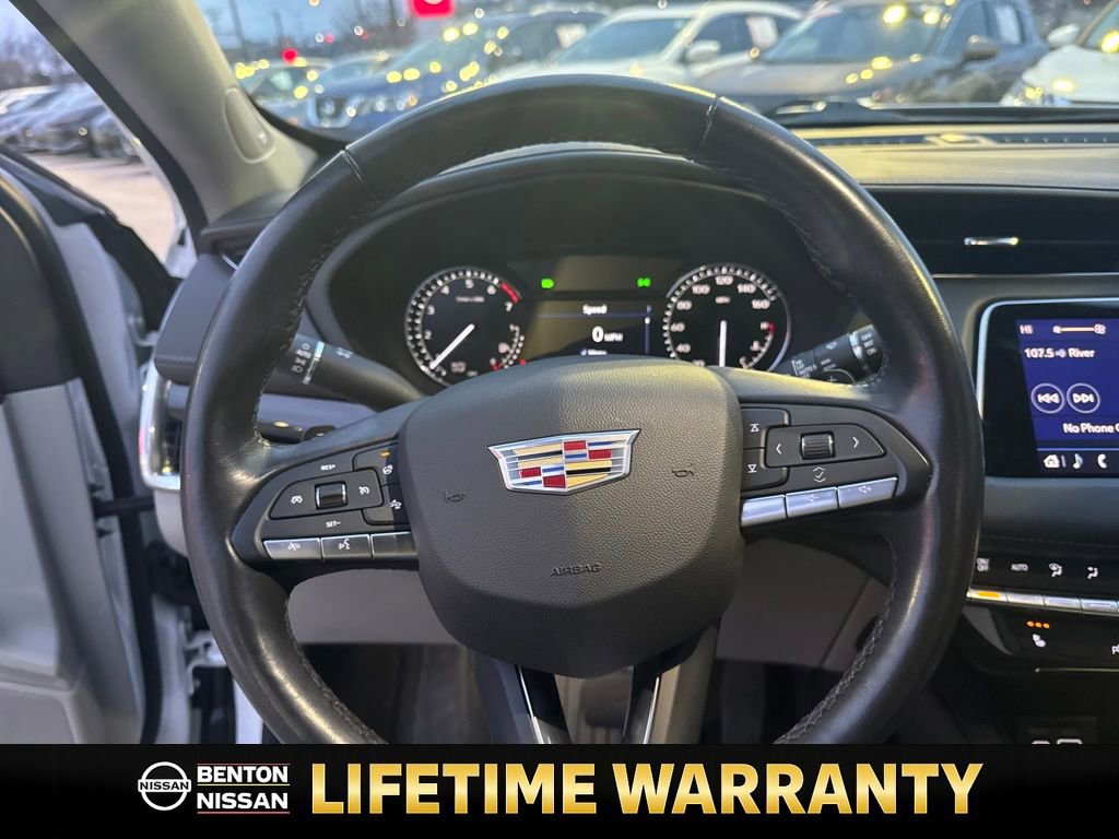 Used 2022 Cadillac XT4 Premium Luxury w/ Enhanced Visibility Package image 16