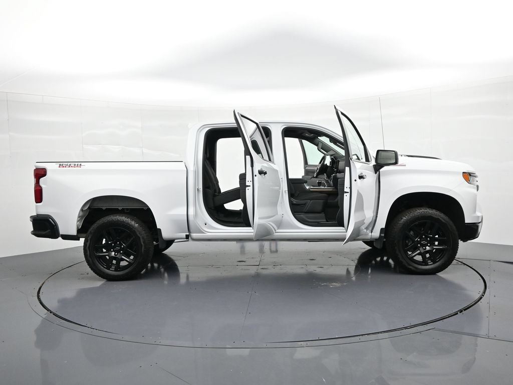 Used 2025 Chevrolet Silverado 1500 LT Trail Boss AWD/4WD image 24